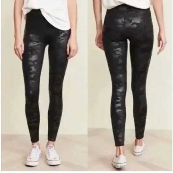 SPANX Pants - • Spanx • Women’s Black Faux Leather Camo Leggings 
Small